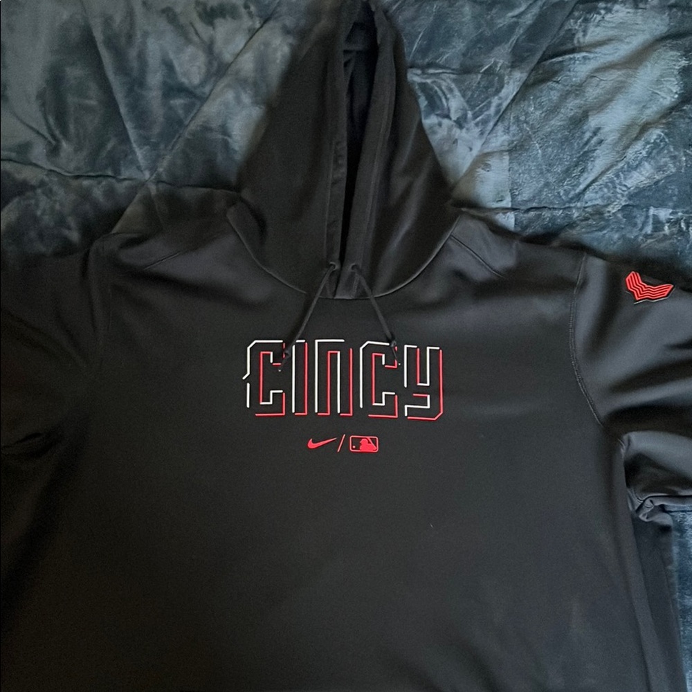 Nike Black Cincinnati Reds City connect hoodie